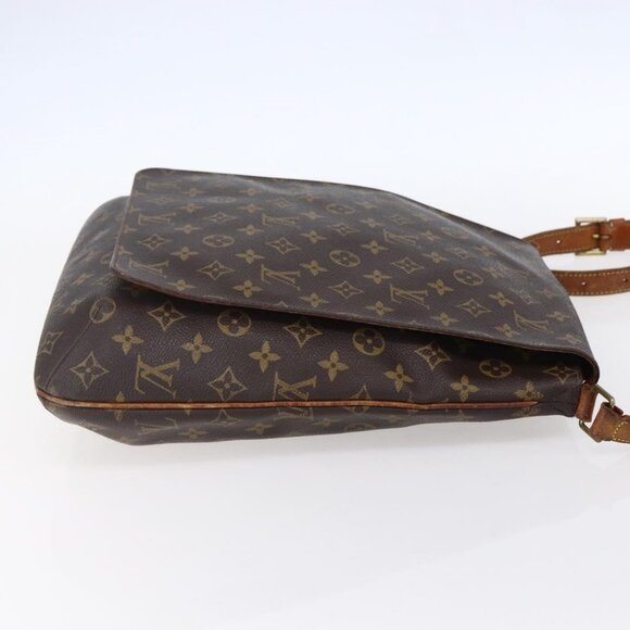 Authentic LOUIS VUITTON Monogram Musette Shoulder Bag M51256 LV - Picture 11 of 16
